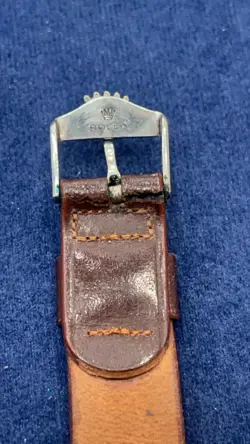 WATCH 6056
