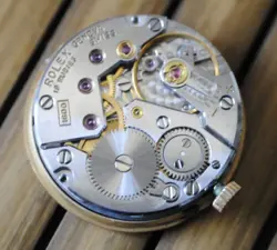 VINTAGE DRESS WATCH