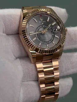 18K EVEROSE ROSE
