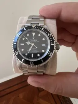 ROLEX SEA-DWELLER 16600 - BLACK DIAL 40MM  OYSTER BRACELET WITH PAPERS