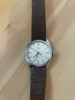 SWISS WATCH 34MM