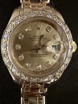 18K GOLD LADIES ROLEX DATEJUST DIAMOND  BEZEL