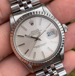 QUICKSET DATE WRISTWATCH