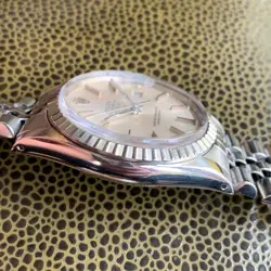 DIAL QUICKSET DATE