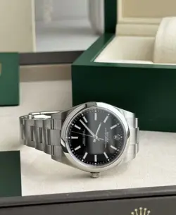 114300 BLACK 39MM
