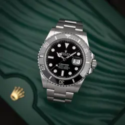 SUBMARINER NEW UNWORN