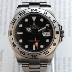 WATCH WITH TAG