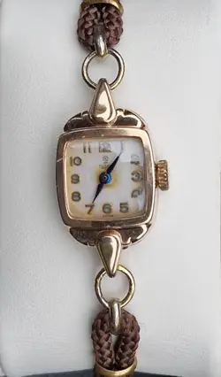 LADIES MANUAL WATCH
