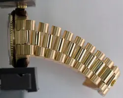 18K YELLOW WATCH