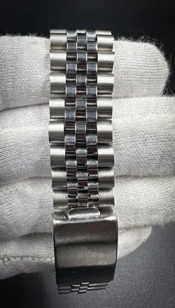 DIAL AUTOMATIC 1570