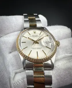 DATE 15053 GOLD