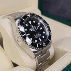 ROLEX DEEP SEA SEA DWELLER 126660 44MM STAINLESS BLACK DIAL MENS CARD AND TAGS