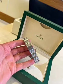 Rolex Oyster Perpetual 31 Silver & Pink Dial (2018 Full Set) 177200