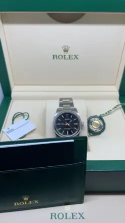 BLACK DIAL 124200