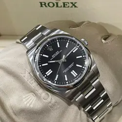 UNWORN COMPLETE BRAND