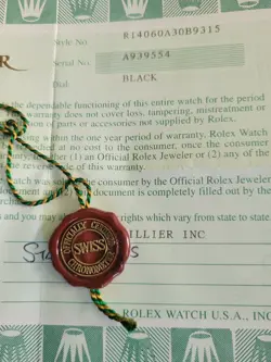 GENUINE SUBMARINER