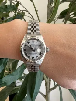 LADIES ROLEX OYSTER PERPETUAL DATEJUST WATCH 26MM SILVER ROMAN NUMERAL DIAL