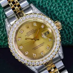 DIAMOND BEZEL WATCH.