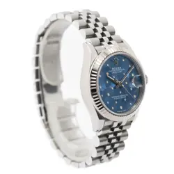 BLUE FLORAL MOTIF
