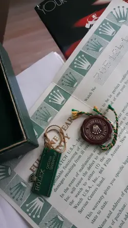 BOOKLET SET