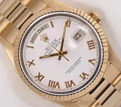 GOLD WATCH-WHITE