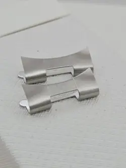 557 STAINLESS