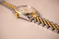 DIAL 16233 MEN'S