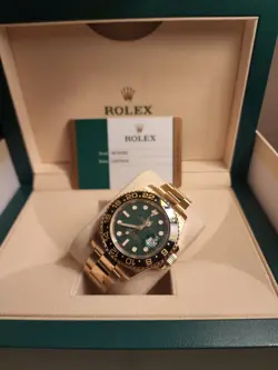 GOLD. GREEN