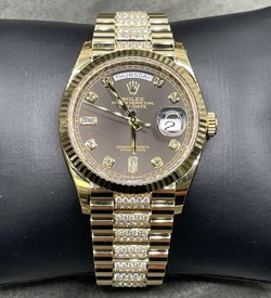 WITH DIAMOND SET