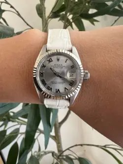 LADIES ROLEX OYSTER PERPETUAL DATEJUST WATCH 26MM SILVER ROMAN NUMERAL WATCH