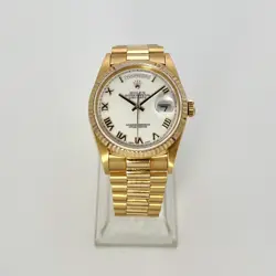 18238 WHITE