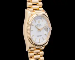 YELLOW GOLD 2023