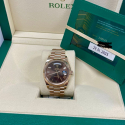 BROWN DIAL PRESIDENT