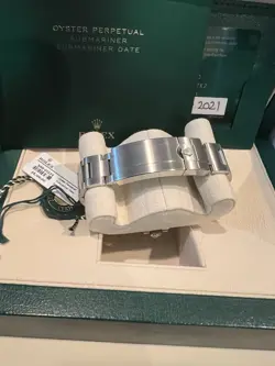 STEEL SUBMARINER