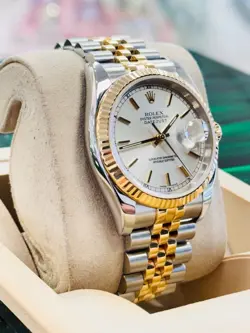 Rolex Datejust 116233 18K Yellow Gold /SS Jubilee Band Fluted Bezel Silver Dial