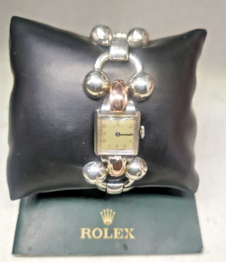 LADIES WATCH KEEPS