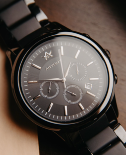 MEN’S BLACK OMEGA