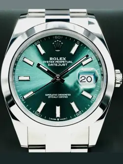 WATCH IN GREEN
