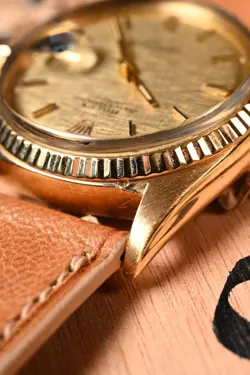 Rolex Datejust 1601 18kt yellow gold with linen dial