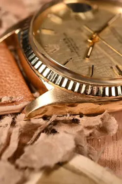 Rolex Datejust 1601 18kt yellow gold with linen dial