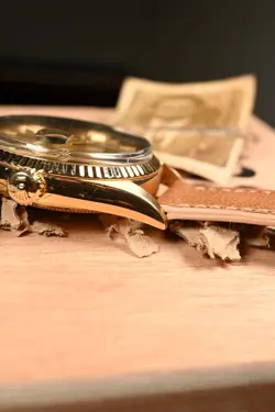 Rolex Datejust 1601 18kt yellow gold with linen dial