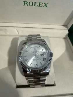 LUXURY WATCH