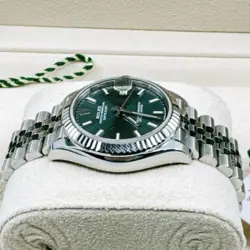 Rolex Datejust 31mm Green Dial, Hidden Clasp Jubilee Bracelet Ref: 278274