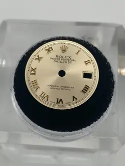 GENUINE ROLEX DATEJUST 26MM SILVER DIAL GOLD ROMAN