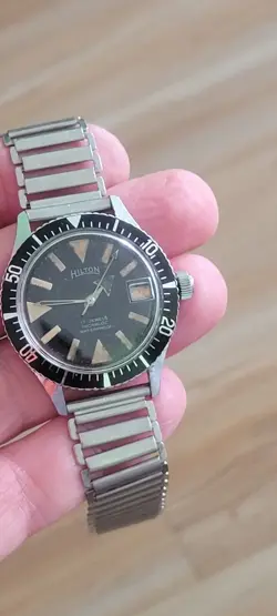 vintage divers Hilton 17 jewel watch, nice patina,bonklip bracelet,read details!