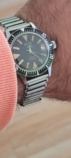 vintage divers Hilton 17 jewel watch, nice patina,bonklip bracelet,read details!