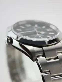 EXPLORER STEEL BLACK