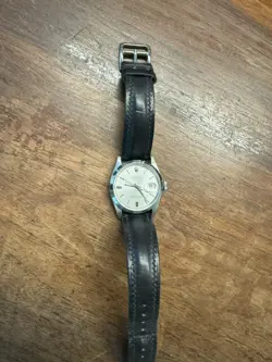 Rolex Oyster Perpetual Date 1967 34mm - rare silver dial