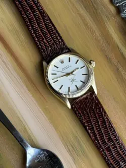 WATCH 1005