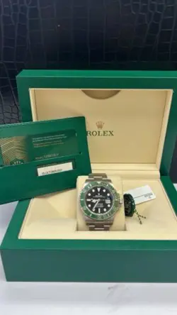 W/GREEN BEZEL